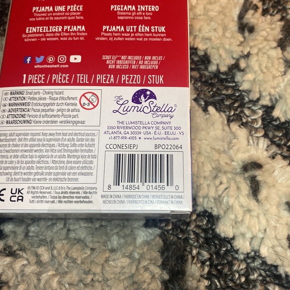 THE ELF ON THE SHELF: CLAUS COUTURE® WONDERLAND ONESIE - Picture 4 of 5